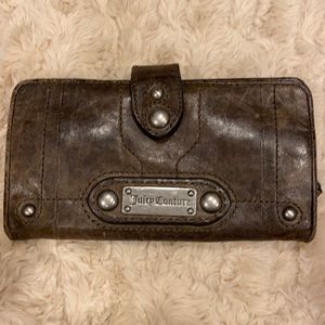 Juicy Couture Distressed Gray Leather wallet